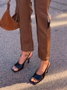 Anklet –  modne blogerke pokazuju kako nositi narukvice na nozi