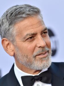 Džordž Kluni je hospitalizovan zbog naglog gubitka težine