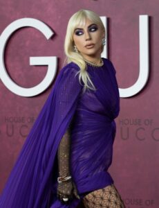 Najiščekivaniji film o modnom carstvu Guči je tu: Lejdi Gaga u gala kreaciji vrednoj premijere
