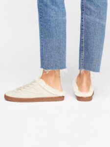 Mule sneakers – novi veliki trend 2021. godine