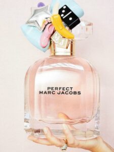 „Perfect“: Marc Jacobs otkriva po kome je novi miris dobio ime