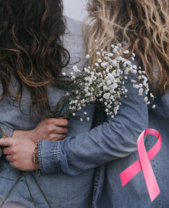 Ružičasta vrpca i podsećanje na redovne preglede: Danas obeležavamo Nacionalni dan borbe protiv raka dojke