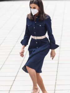 Stilski trikovi: Ovako istu haljinu kraljica Leticija nosi na četiri načina