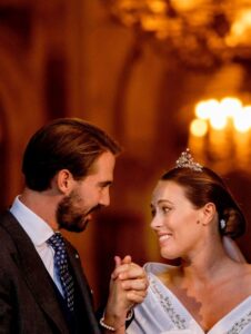 Unutar kraljevskog venčanja godine: Besprekorna Šanel venčanica koja je po glamuru prevazišla i čuvenu haljinu Megan Markl
