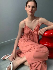 Zara: 10 haljina za leto koje stavljamo na listu želja
