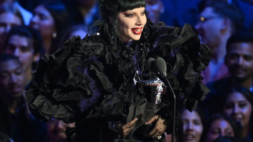 Najzanimljiviji momenti (i outfiti) sa dodele VMAs 2025