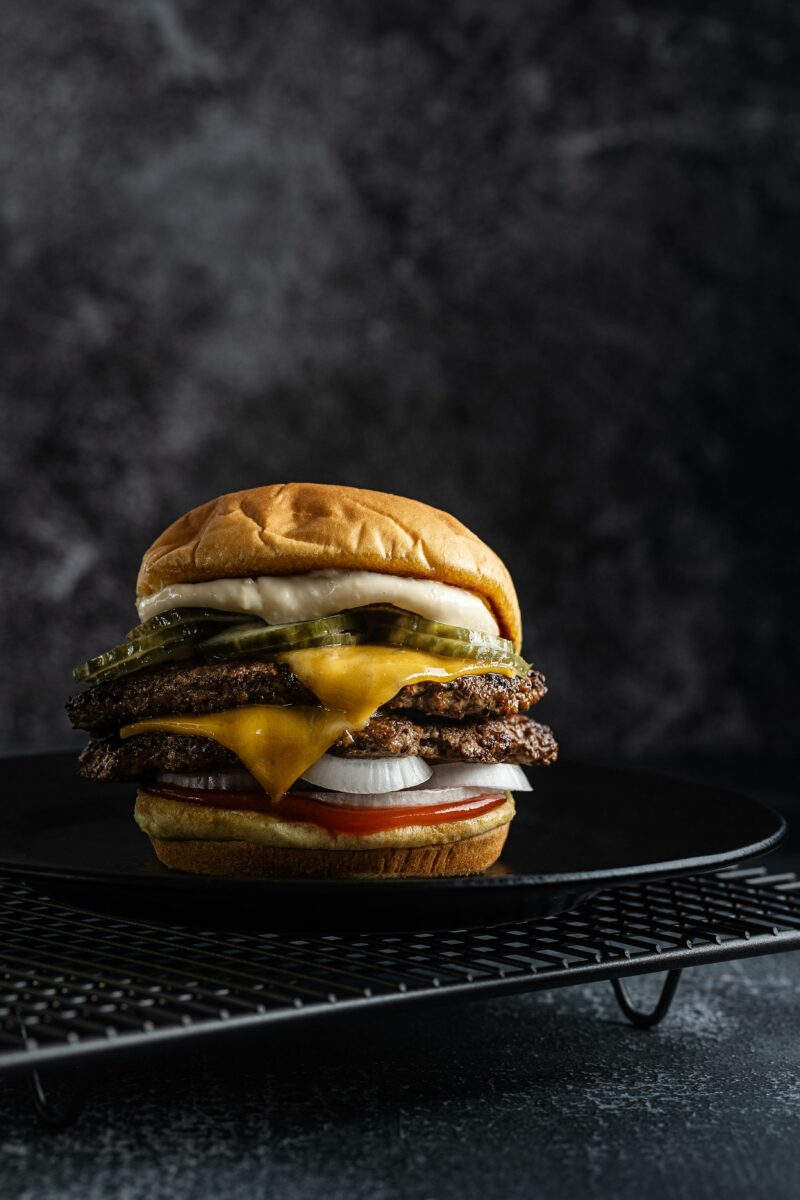 Kako da kod kuće napravite originalan smash burger