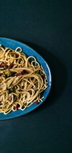 Pasta sa pečenim grožđem i fetom