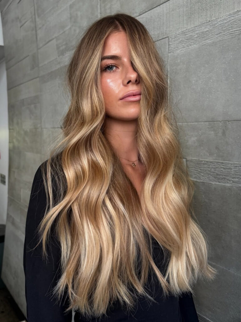 3 trenda maturskih frizura koje spajaju eleganciju i ležernost
Beach waves: Frizura ležeran i efektan izgled