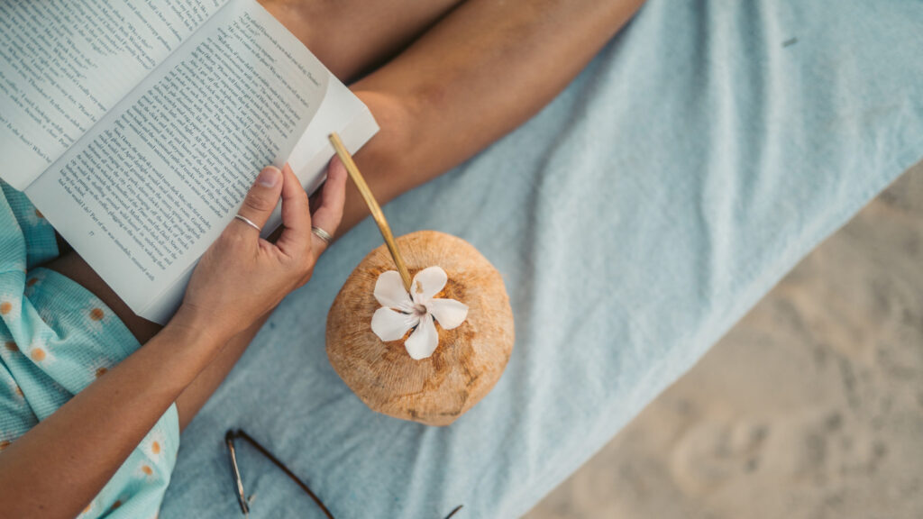 Digitalni detox tokom odmora ne mora značiti potpuno isključenje. Otkrijte kako pronaći zdrav balans bez pritiska i krivice.
